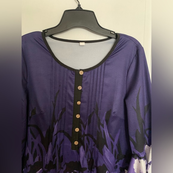 Dark purple tunic with floral motif (Size:S) - Picture 3 of 5
